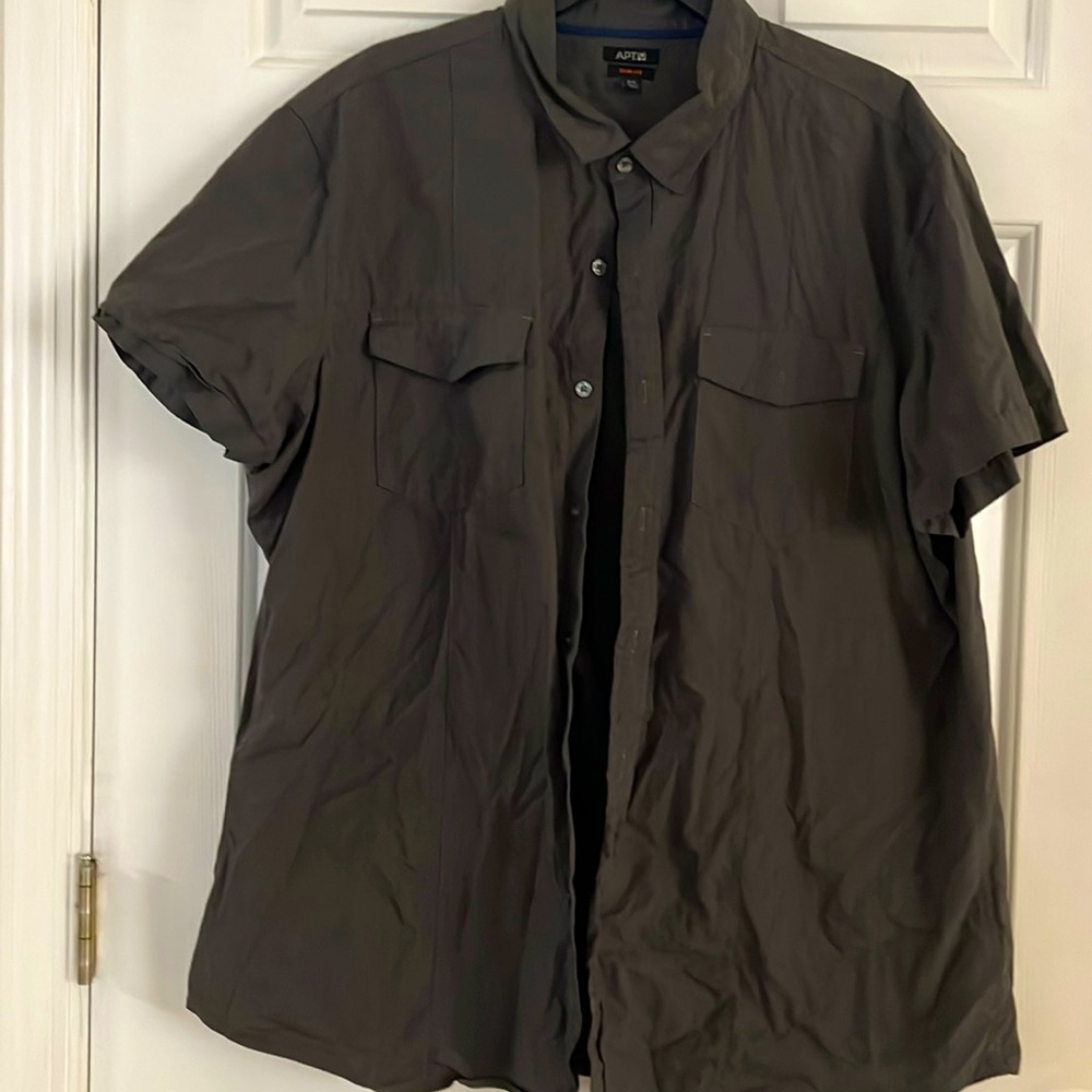 Men Solid Color Slim Fit Shirt Size XXL